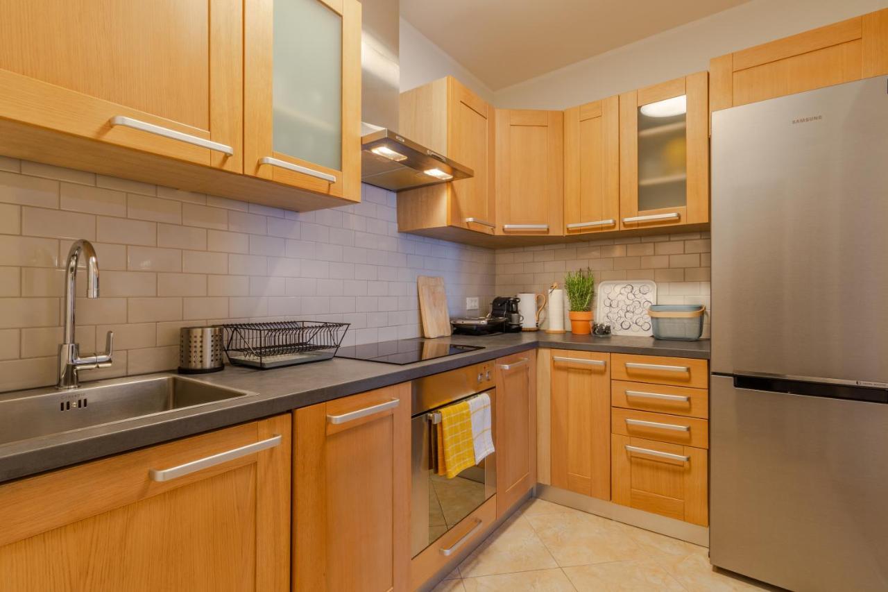 City Garden Apartment 波雷奇 外观 照片